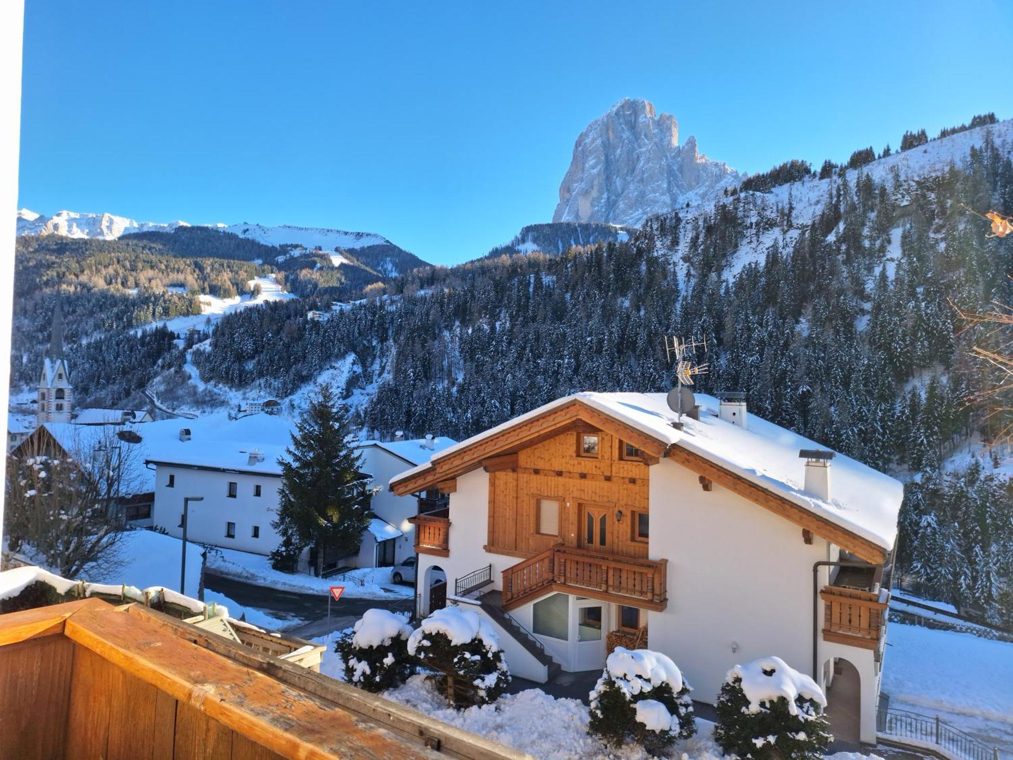 Apartments Insam Santa Cristina Val Gardena Ngoại thất bức ảnh