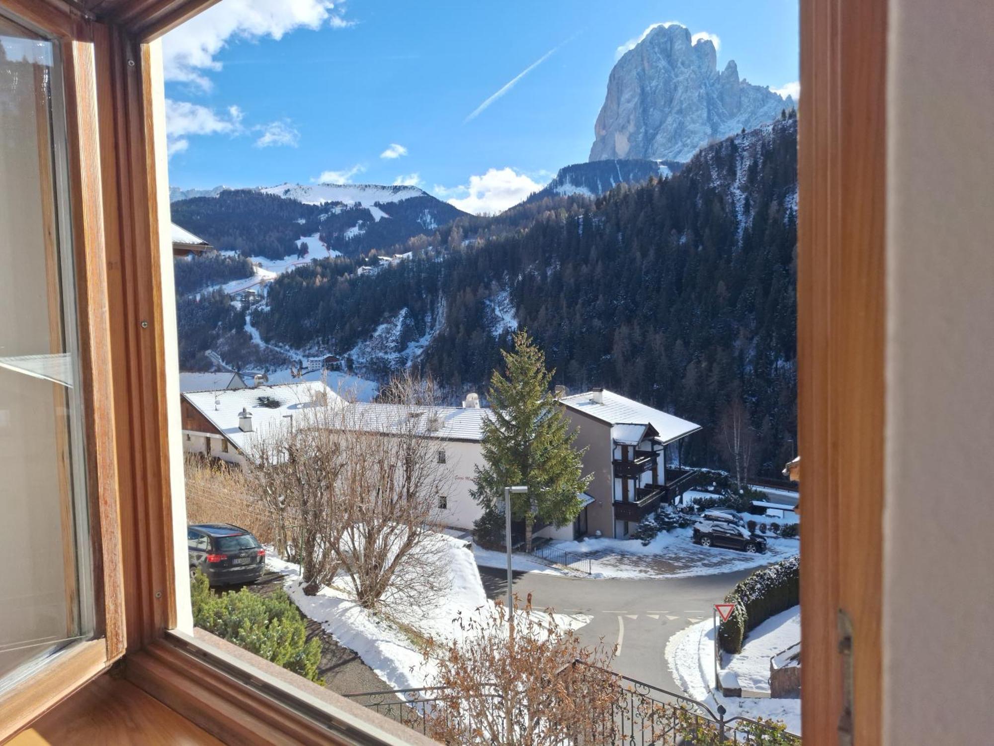 Apartments Insam Santa Cristina Val Gardena Ngoại thất bức ảnh